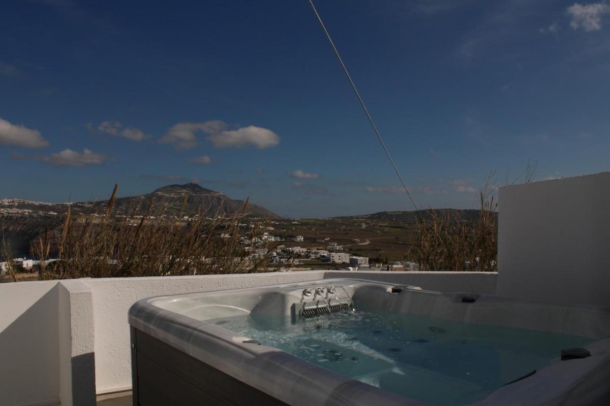 Villa Solasta #1 With Jacuzzi In Santorini Akrotírion Exterior foto