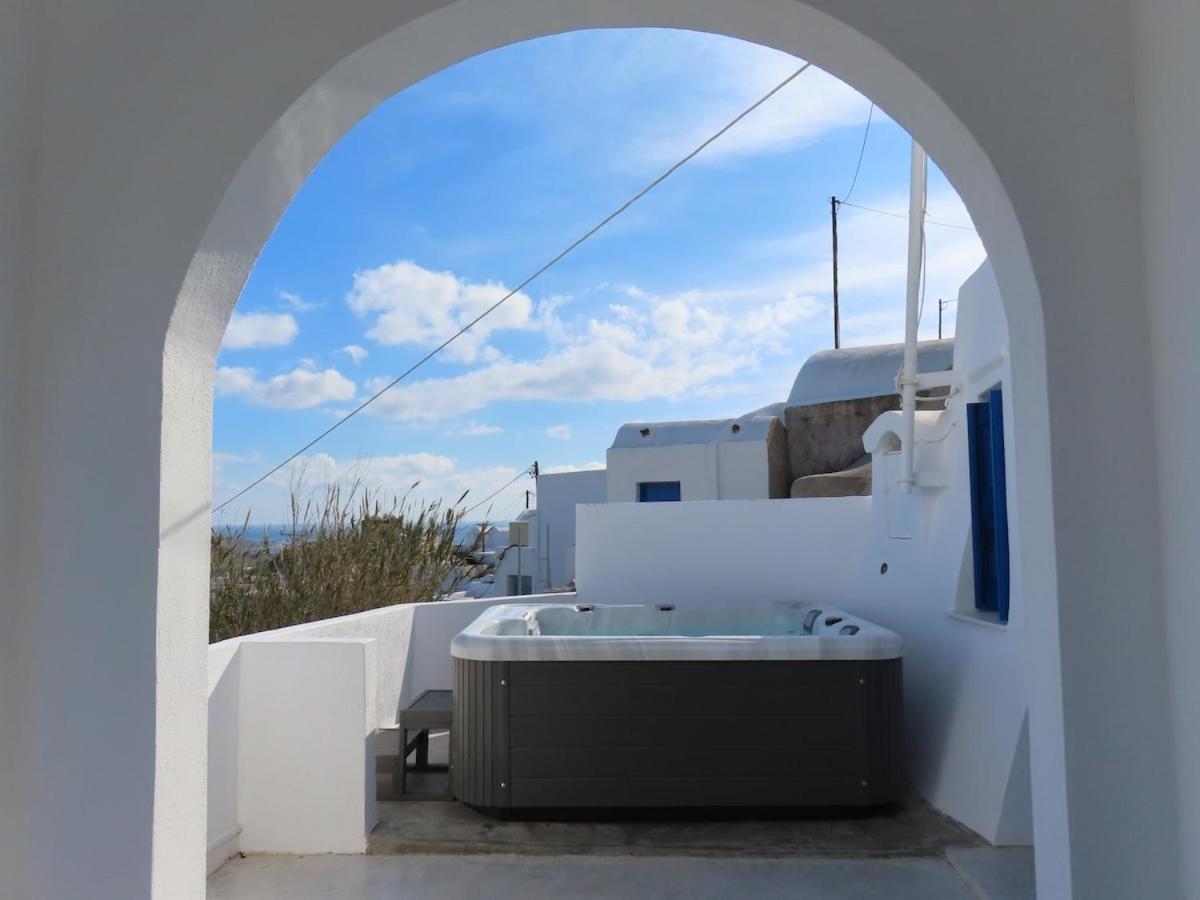 Villa Solasta #1 With Jacuzzi In Santorini Akrotírion Exterior foto